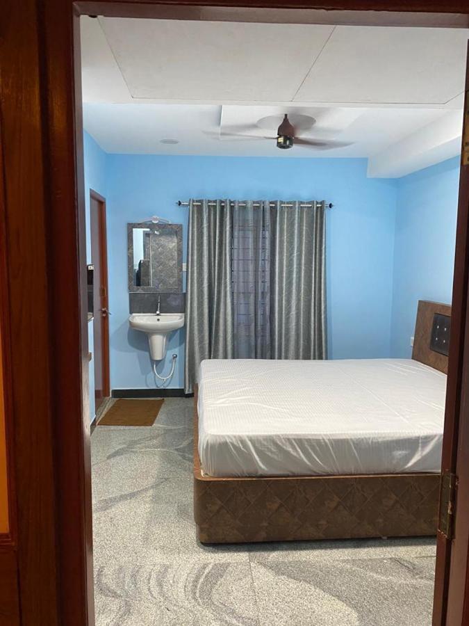 Hotel Madigai Танджавур Екстериор снимка